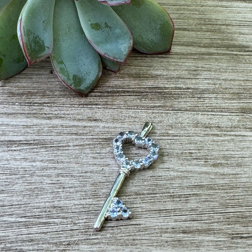 Tanzanite heart key pendant in 925 Sterling silver